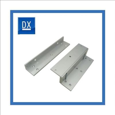 kualitas  90 Degree L Shape Metal Stamping Bracket pabrik